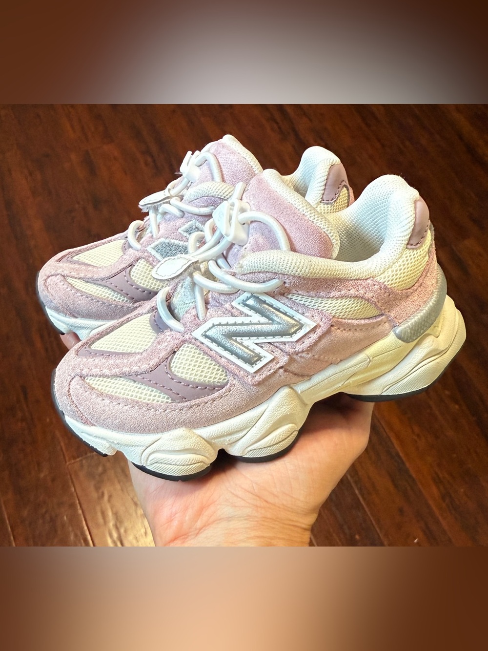 New Balance 9060 Pink Rose Size 6 Kids Toddler Baby Shoes